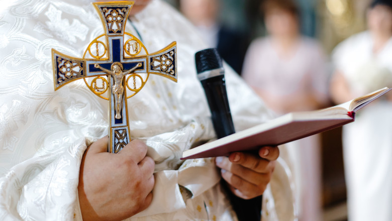 duminica sfintei cruci 2026 sarbatoare cu cruce rosie in calendarul ortodox cele mai importante traditii si obiceiuri din 15 martie 69b64ee5b06dd