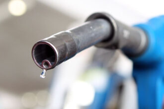 exclusiv carburantii ar putea ajunge la 10 lei pe litru recunoaste ministrul energiei nu putem controla situatia din orientul mijlociu 69a6ff74c849c