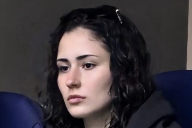 galerie foto cum arata iubita starului din nationala turciei joaca la galatasaray 69c531b54e08b