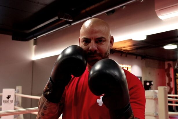 giani kirita a pus mana pe telefon si l a sunat pe andrei nicolescu am putea sa lucram impreuna 69a9b61a8f4af