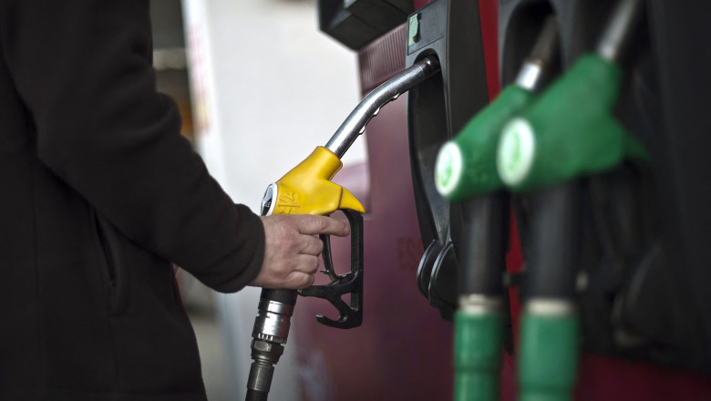 guvernul amana sedinta pentru declararea crizei pe piata carburantilor din lipsa avizului ces 69c299db3dcbb