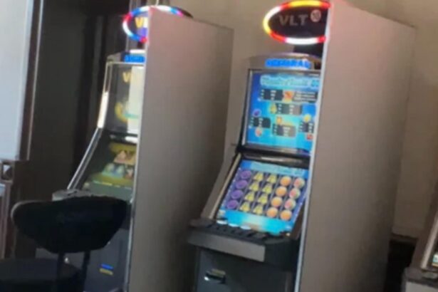 inca un oras mare din romania dezbate interzicerea pacanelelor primarul spune ca nu vor mai exista pana la granitele cu celelalte localitati ale municipiului 69a6eb72867a3