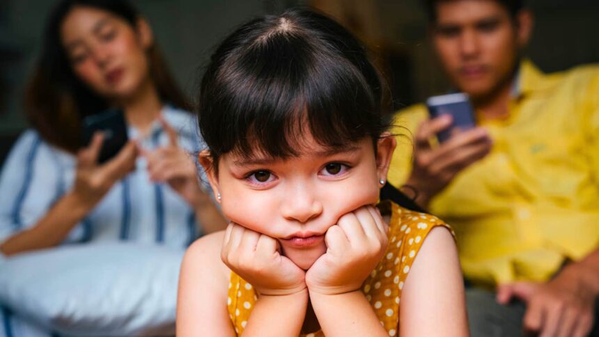 kids who grow up feeling like an outsider in their own family usually have these 11 subtle reasons 69bab8abead91