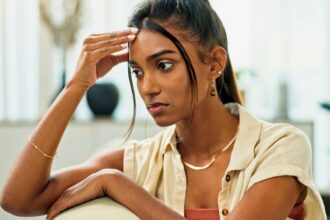 kids whose parents unfairly criticize them their whole childhood tend to do these 11 things as adults 69b5ffc5af401