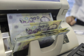 ministerul finantelor anunta un deficit bugetar de 07 din pib dupa doua luni la jumatate fata de ianuarie februarie 2025 69c5670896663