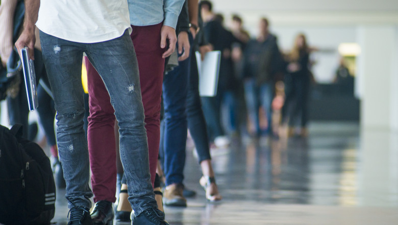 rata somajului a crescut la 63 in romania in ultimul trimestru din 2025 aproape 30 dintre tineri nu au un loc de munca 69b7d0fd51e1d