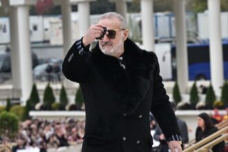 reactia lui gigi becali dupa ce a vazut lista lui mircea lucescu pentru nationala la revedere 69bd48bd587ec