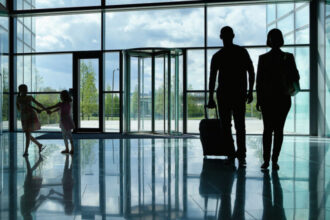 romanii isi vand vacantele planificate in orientul mijlociu sau isi cer banii inapoi ni s au oferit trei variante 69ba5c81a32d2