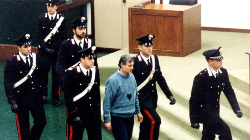 sfarsitul unei epoci a murit benedetto nitto santapaola liderul mafiei siciliene 69a6d45d7cfd3