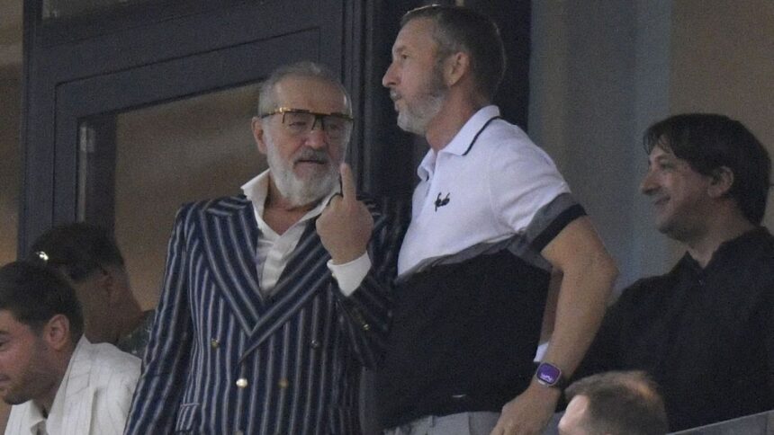 amenintat cu demisia de catre mihai stoica gigi becali reactioneaza ba stai putin nu e chiar asa 69ec4e43da36b