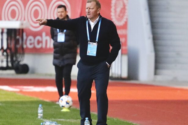 asta e viata antrenorilor dorinel munteanu reactie dupa ce i a administrat lui ianis zicu infrangerea de demisie 69d94c9742e38