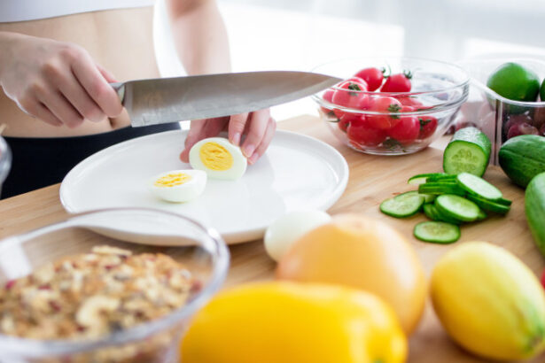 ce faci cu mancarea ramasa de la masa de paste bucatarii explica cum transformi rapid ouale si friptura de miel in retete noi 69e454d48b599