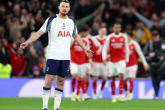 clasament lovitura grea incasata de radu dragusin si de tottenham nord londonezii fata in fata cu o rusine istorica 69d984cec4fb0