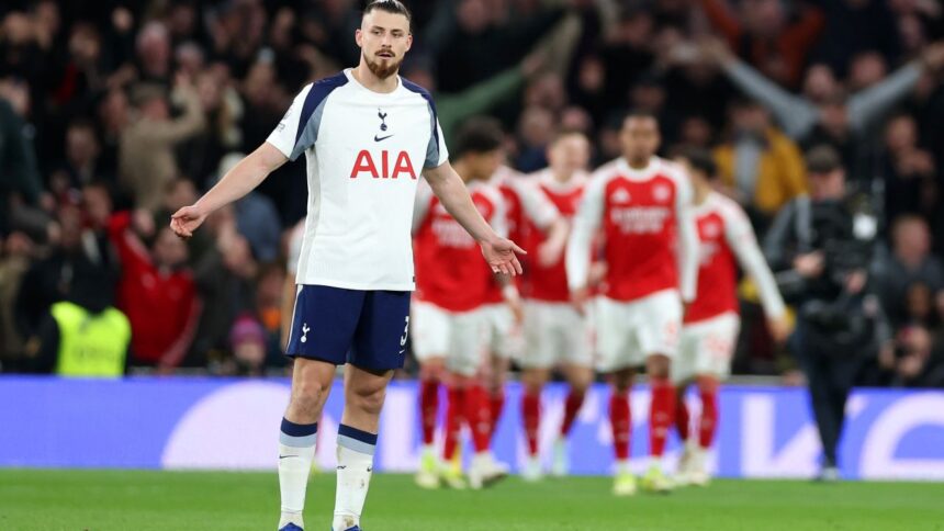 clasament lovitura grea incasata de radu dragusin si de tottenham nord londonezii fata in fata cu o rusine istorica 69d984cec4fb0