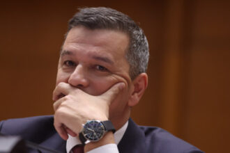 consilier bnr cu greu ar fi putut gasi psd un moment mai nenorocit pentru a risca un haos de proportii in romania 69ea7b53ae3f2