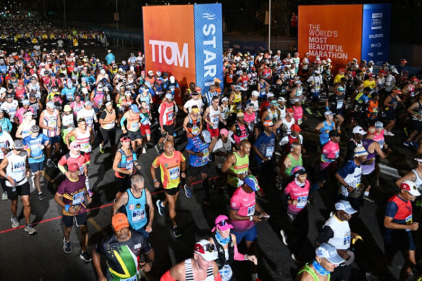 doi barbati au fost prinsi concurand la categoria feminina a unui prestigios maraton sud african pe ce locuri au terminat 69e49839d6b56