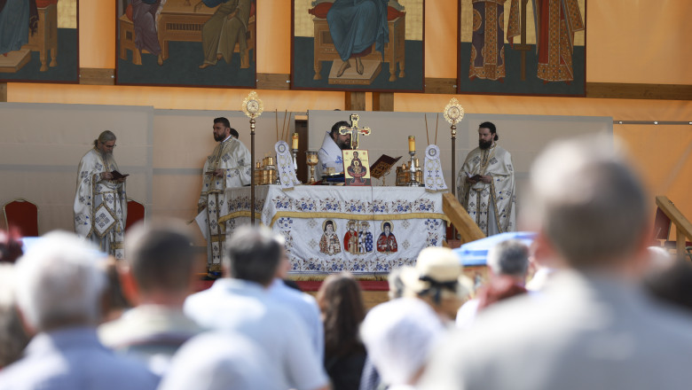 izvorul tamaduirii 2026 sarbatoare cu cruce rosie in calendar ce nu ai voie sa faci in vinerea luminata 69e3024155d1a