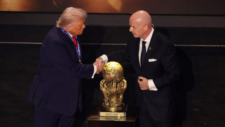 presedintele fifa gianni infantino intentioneaza sa i ceara lui donald trump sa reduca activitatile ice in timpul cupei mondiale 69deb7545ce64