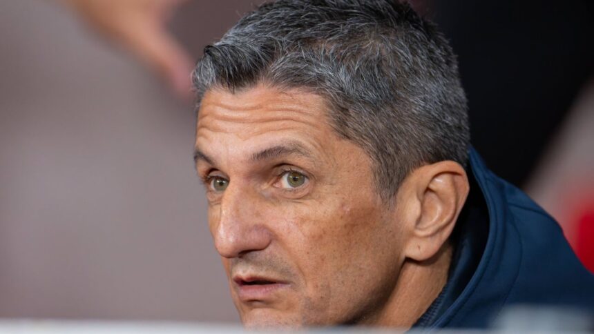 razvan lucescu a plecat de urgenta la aeroport nicio declaratie dupa derby 69d2b5154c00b