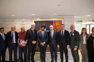 romania pasi spre investitii strategice la washington energie nucleara si infrastructura pe agenda bancii mondiale 69df52352315f