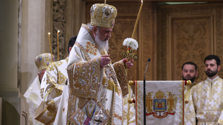 slujba de inviere 2026 la ce ora incepe si cand pot lua credinciosii lumina sfanta 69d9dcd92aa3b