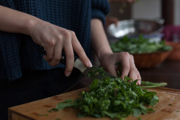 verdeata de primavara bogata in fibre si vitamine recomandarile specialistilor in nutritie este benefica si pentru functia hepatica 69f065d7f3658