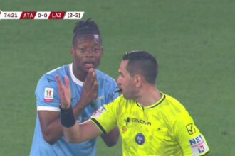 video faza tare in meciul care decide adversara lui chivu l a implorat pe arbitru sa i dea penalty 69e93ab257ece
