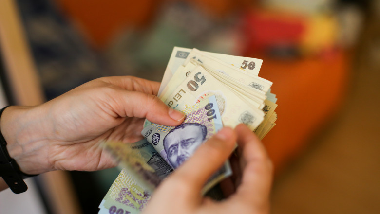 video guvernul discuta azi legea privind cumulul pensie salariu la stat cei care raman angajati pierd 85 din pensie 69f237bdeb42c