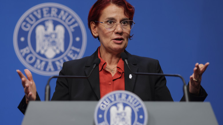 video ioana dogioiu explica de ce a fost redusa acciza doar la motorina reprezinta 75 din consum are cel mai mare impact in inflatie 69cfec032d4da