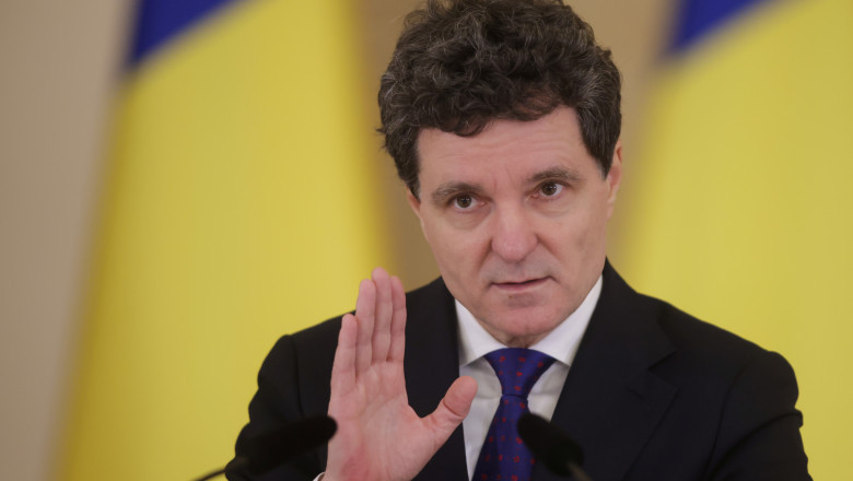 video lipsa educatiei financiare a dus la decizii nesanatoase nicusor dan avertizeaza traim un razboi informational 69e6012ae9170