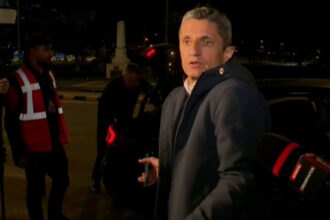 video razvan lucescu a sosit de urgenta in romania pentru a fi alaturi de mircea lucescu reactie la aeroport 69d2d134ed3a4