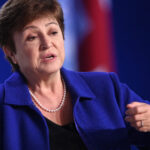 video sefa fmi avertizeaza crizele suprapuse risca sa mentina ridicat pretul energiei kristalina georgieva petrolul scump si in 2027 69dfd57d02d26