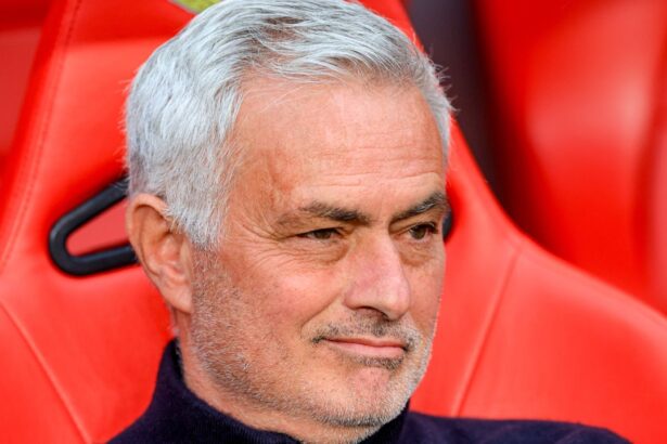 city se dezintegreaza mourinho profita de plecarea lui pep si ia un star al cetatenilor 6a0c62c556976