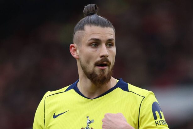 clasament calcule conditia pe care trebuie sa o indeplineasca tottenham dupa esecul cu chelsea pentru a se salva de la retrogradare 6a0cef49b2a37