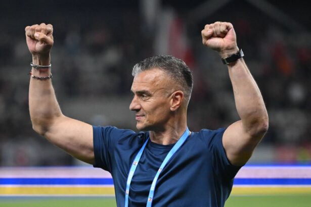exclusiv prima reactie de la cfr cluj dupa ce s a scris ca daniel pancu ramane in gruia 6a117065b4183