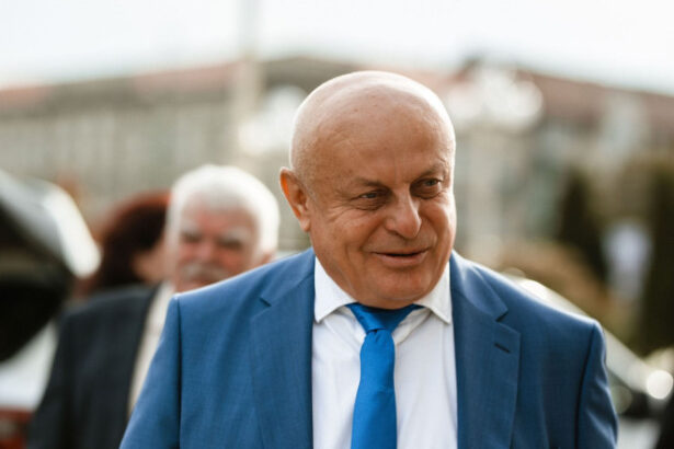 fostul sef al directiei silvice arad a pierdut definitiv procesul cu romsilva instanta il obliga sa returneze bonusul de pensionare 6a05edca353ac