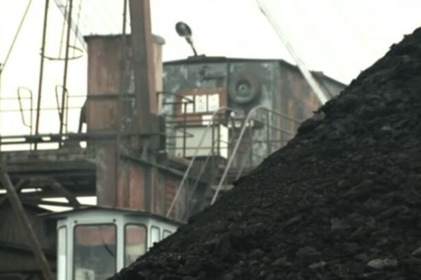 guvernul aloca aproape 350 de milioane de lei pentru inchiderea si ecologizarea minelor din valea jiului 69fded65c326d