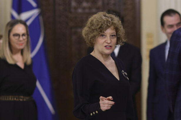 listarea la bursa este un lucru sanatos pentru statul roman ce spune oana gheorghiu despre viitorul postei romane 6a16cd5c329f1