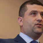 radu miruta a respins bugetele la cfr calatori si cfr sa si cere refacerea lor asta nu inseamna management 6a06cd14866db