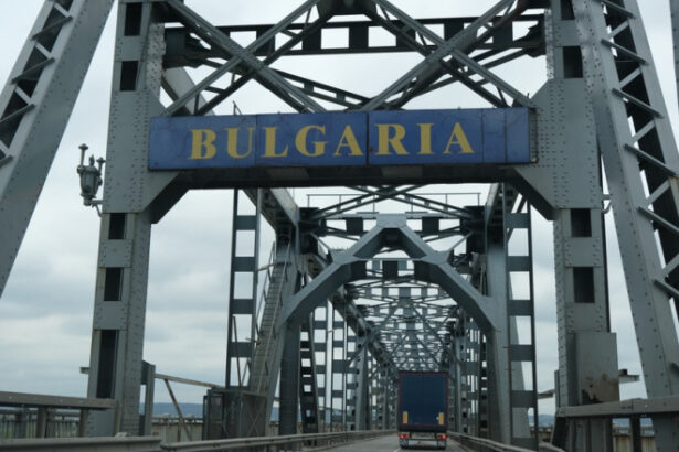 circulatie rutiera inchisa pe podul giurgiu ruse timp de doua zile cand se intampla asta si care sunt variantele alternative 6a1d41bd03cb0